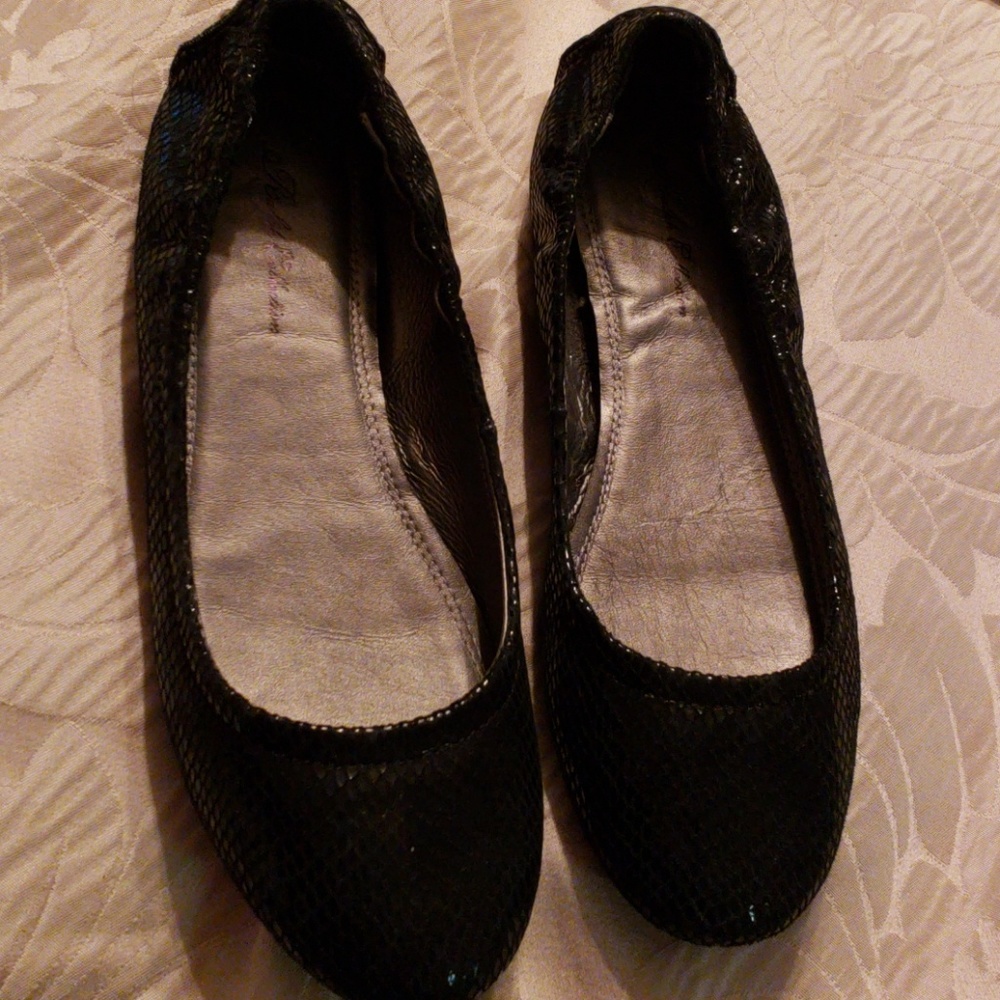 Black Shoes flats size 8